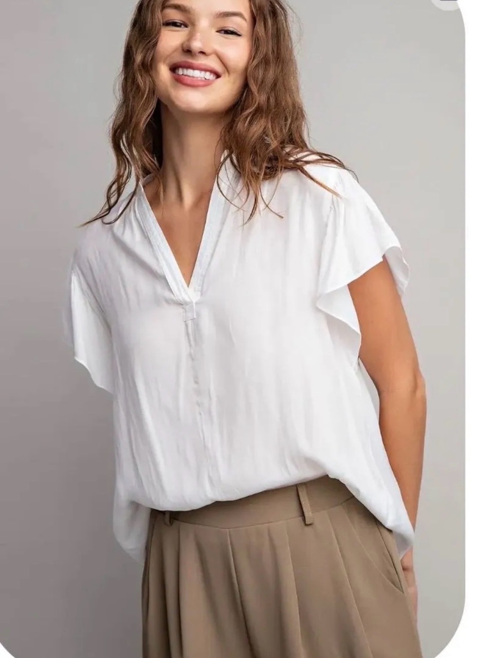 eesome White V-Neck Flutter Sleeve Blouse